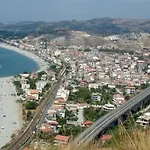 Civico 44 * Bova Marina