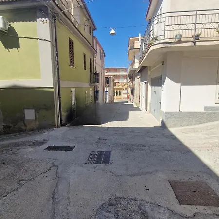 Civico 44 شقة بوفا مارينا