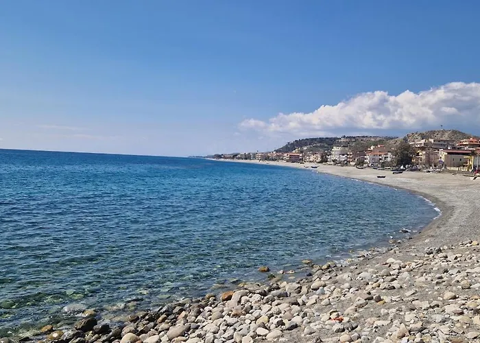 Civico 44 بوفا مارينا