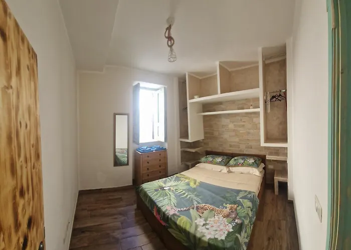 Civico 44 * بوفا مارينا