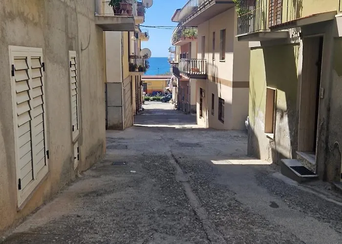 Civico 44 * Bova Marina